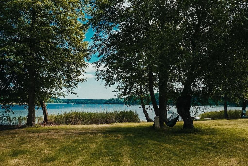 Ferienzimmer Direkt Am See Priepert 外观 照片